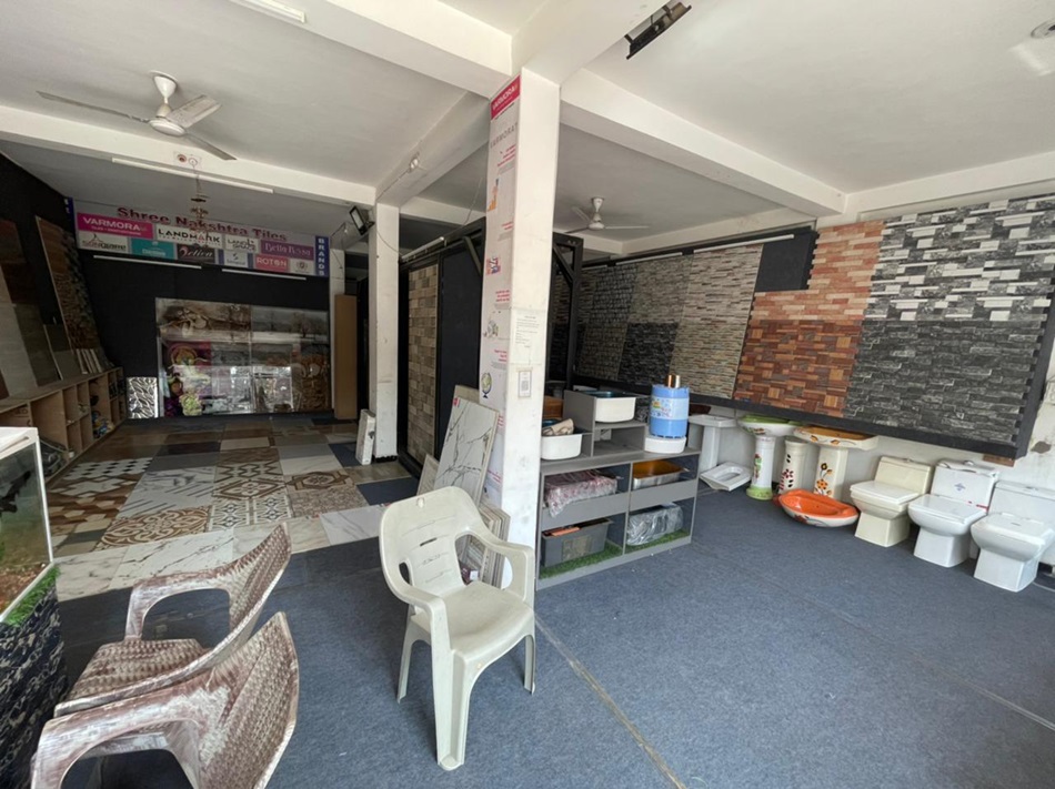 Show Room supplier of all types of ceramic tiles and sanitaryware in